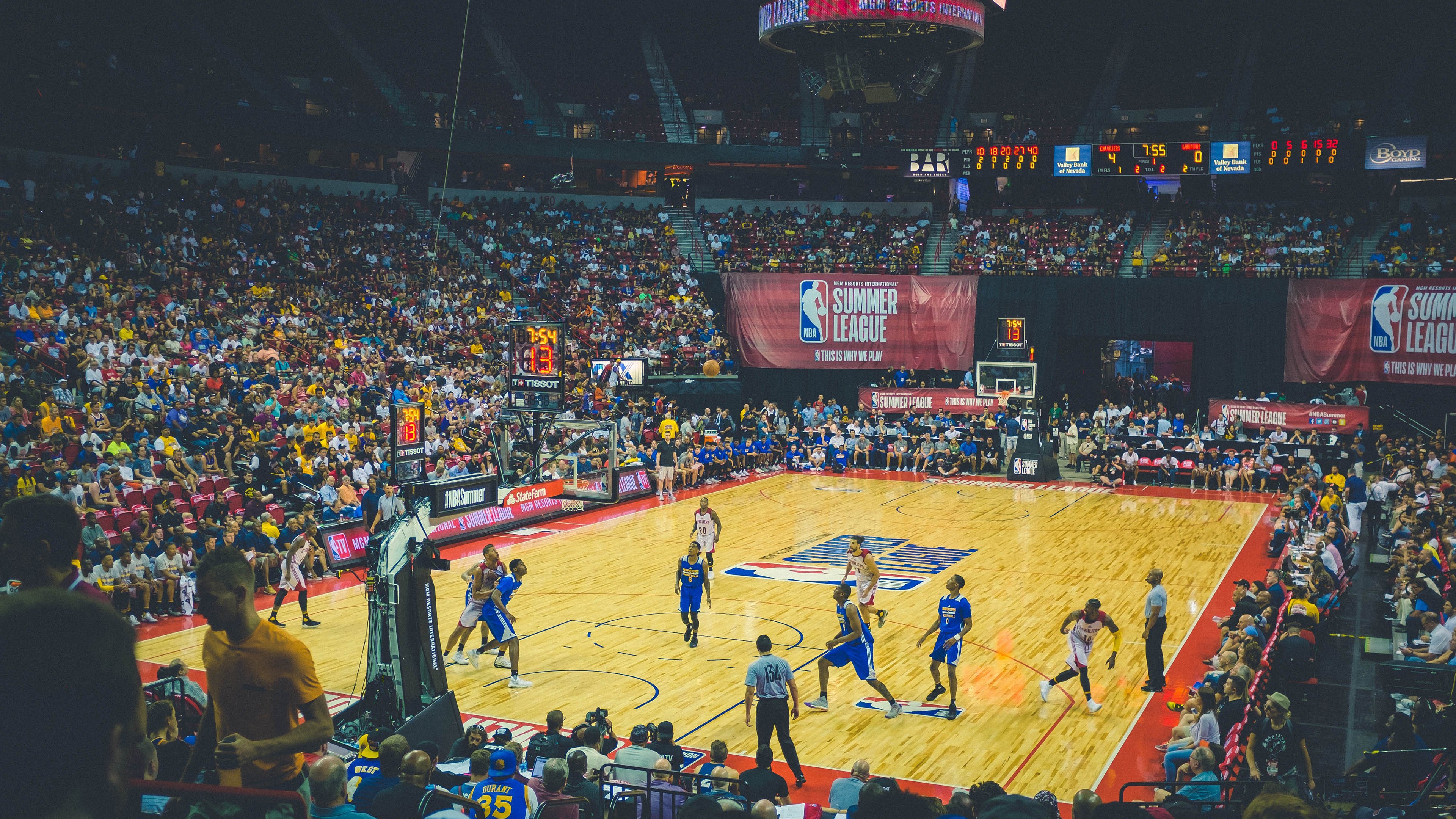 “穿越荒漠，征服冰原”——最壮观的极端赛段全纪录